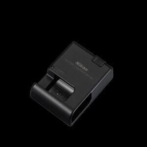 Nikon battery charger MH-25a and rechargeable battery EN-EL15